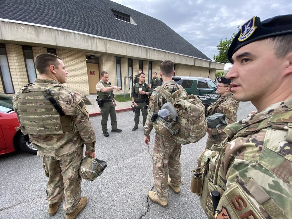 141st Security Forces Guardsmen respond to support the state