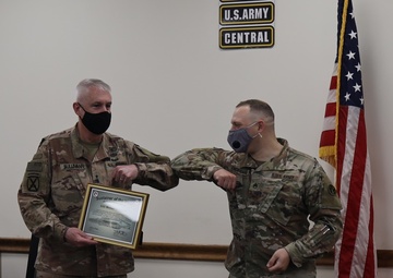 1st Theater Sustainment Command Awards Sustainer of the Week