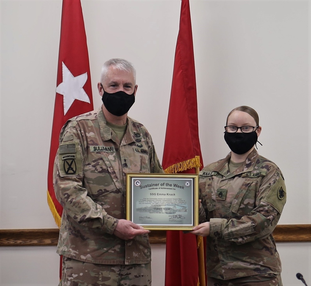 1st Theater Sustainment Command Awards Sustainer of the Week