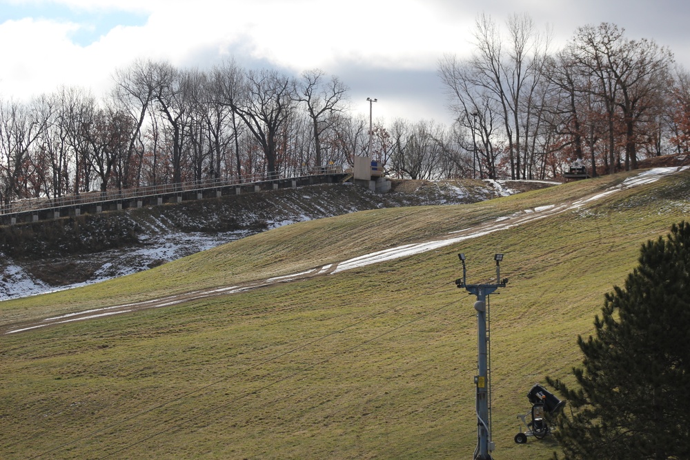 Fort McCoy's Whitetail Ridge Ski Area