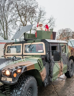 Holiday celebrations commence despite COVID-19 lockdowns