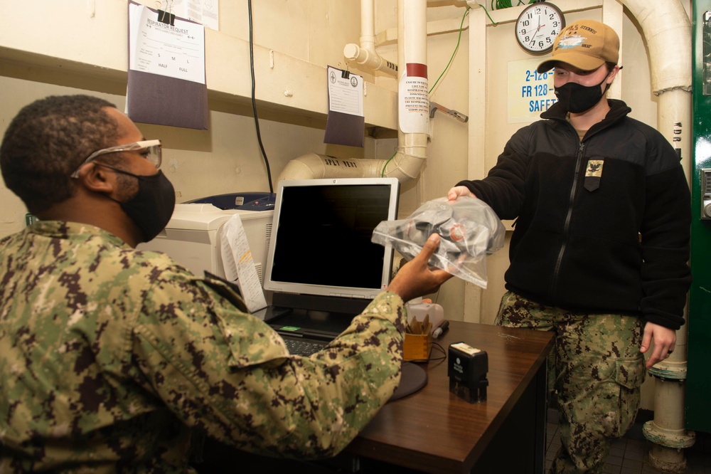 Sailor returns respitator