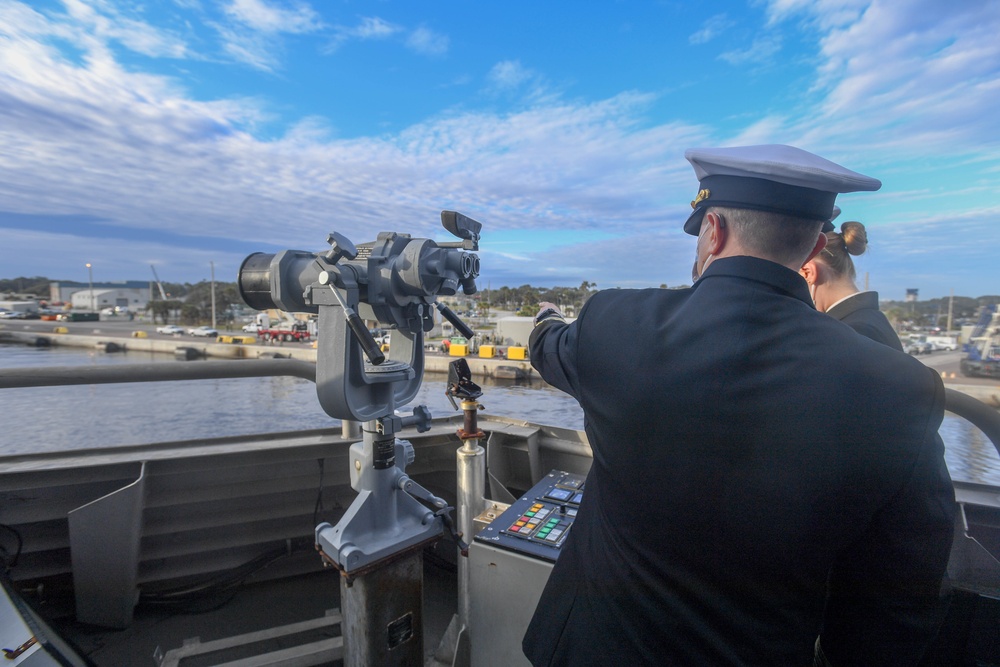 USS Sioux City Returns from Deployment