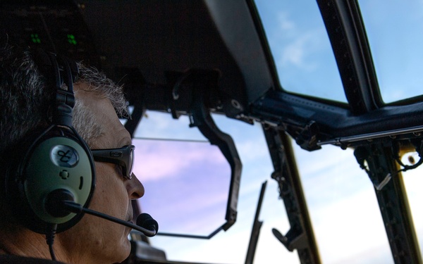 18th, 19th AF commanders tour Herk Nation