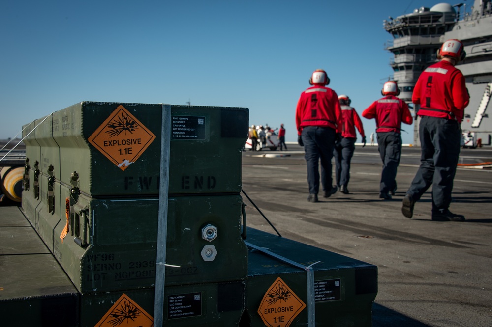 USS Carl Vinson Conducts Vertical Replenishment