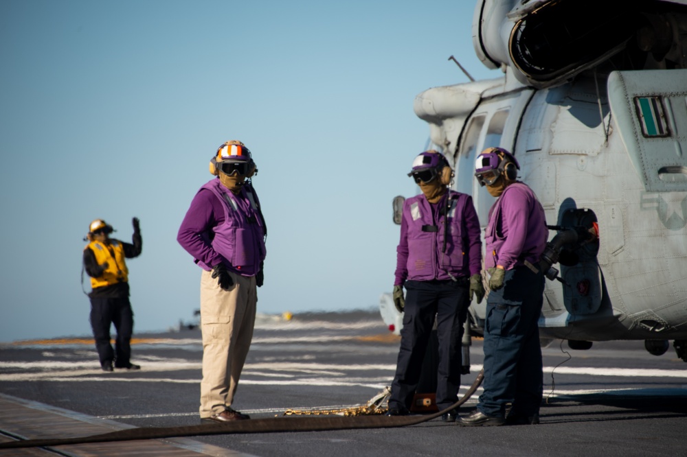 USS Carl Vinson Conducts Vertical Replenishment