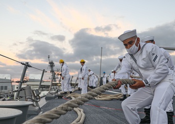 USS Michael Murphy Participates in the 79th Pearl Harbor Day Remembrance Ceremony