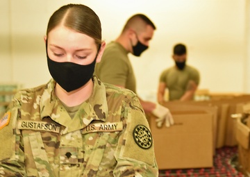 Michigan’s Task Force Spartan work with Gleaners of Pontiac