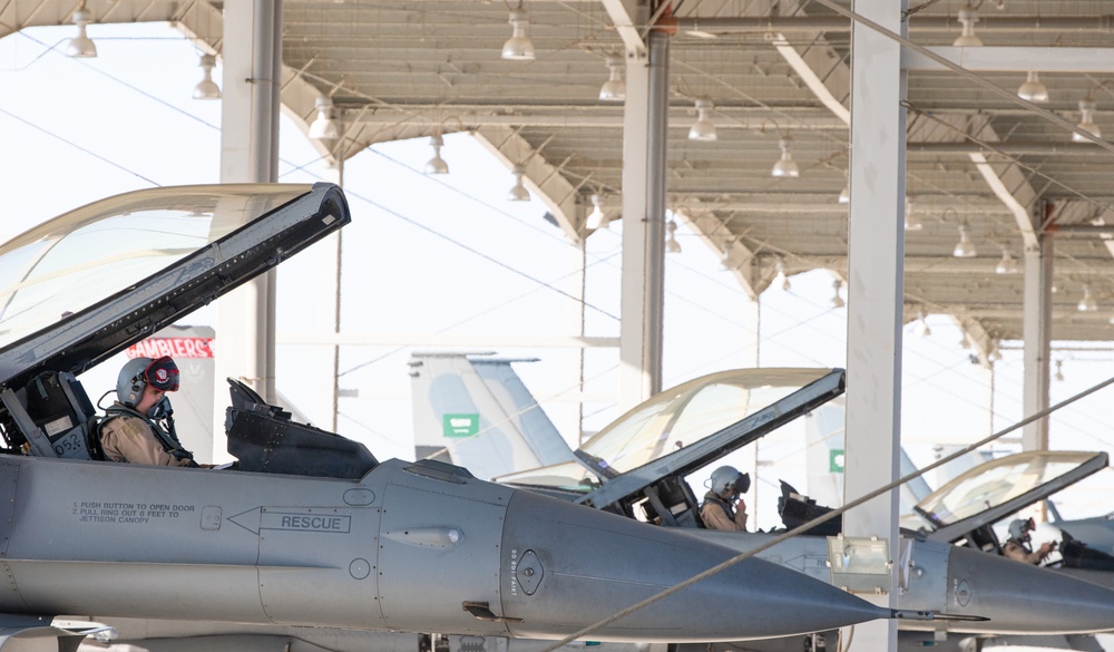 77th EFS, FGS trains with RSAF at King Faisal Air Base