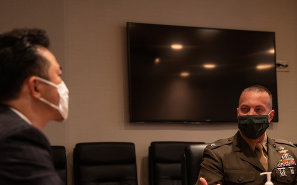 State Minister for Foreign Affairs visits MCAS Iwakuni