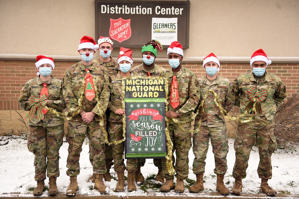 Michigan’s Task Force Spartan work with Gleaners of Warren