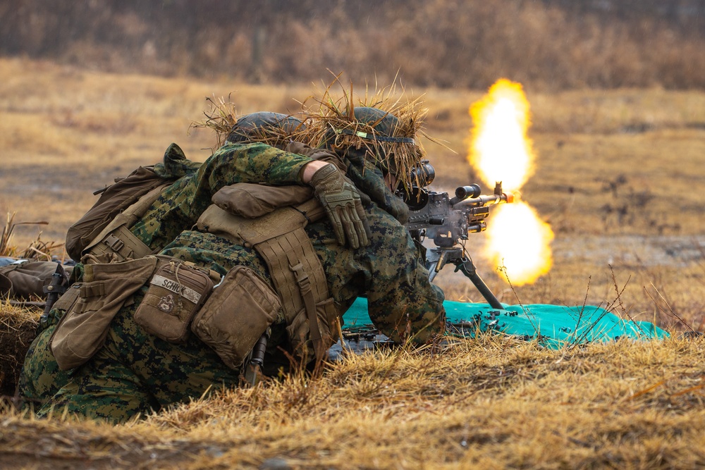 3/8 Marines and JGSDF troops exchange combat tactics during Forest Light 21