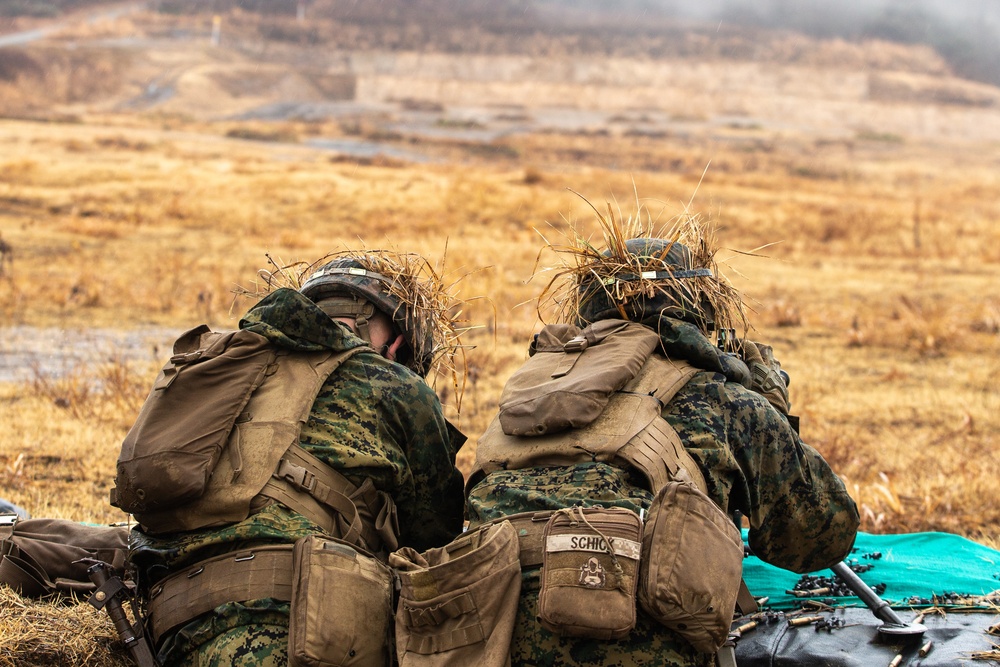 3/8 Marines and JGSDF troops exchange combat tactics during Forest Light 21