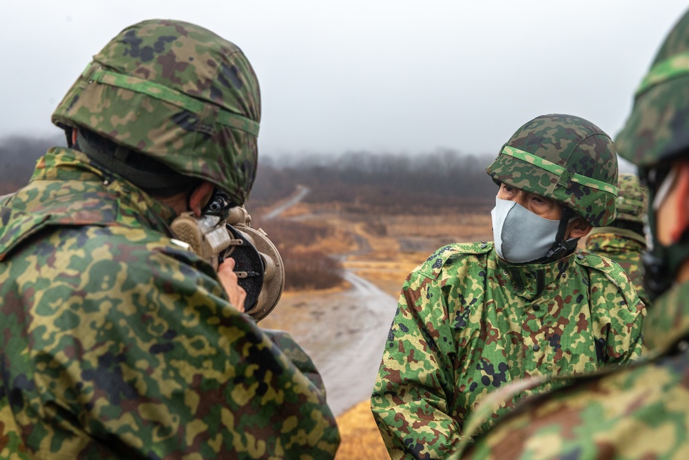 3/8 Marines and JGSDF troops exchange combat tactics during Forest Light 21