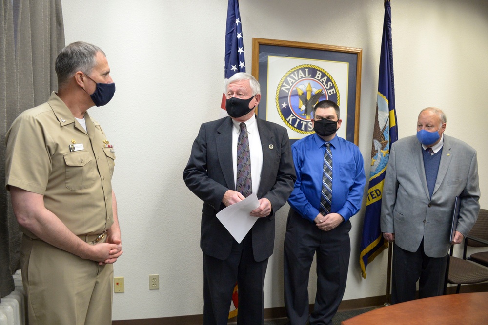 Naval Base Kitsap Presented with Navy League Safety Award