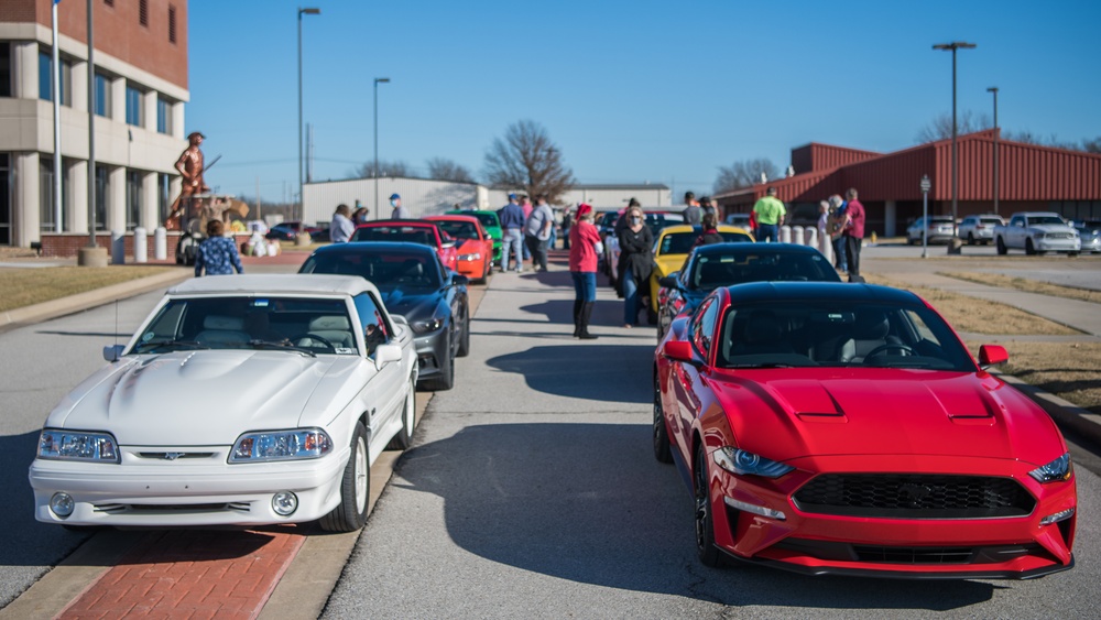 A Tulsa club donates gifts to military children and families in need
