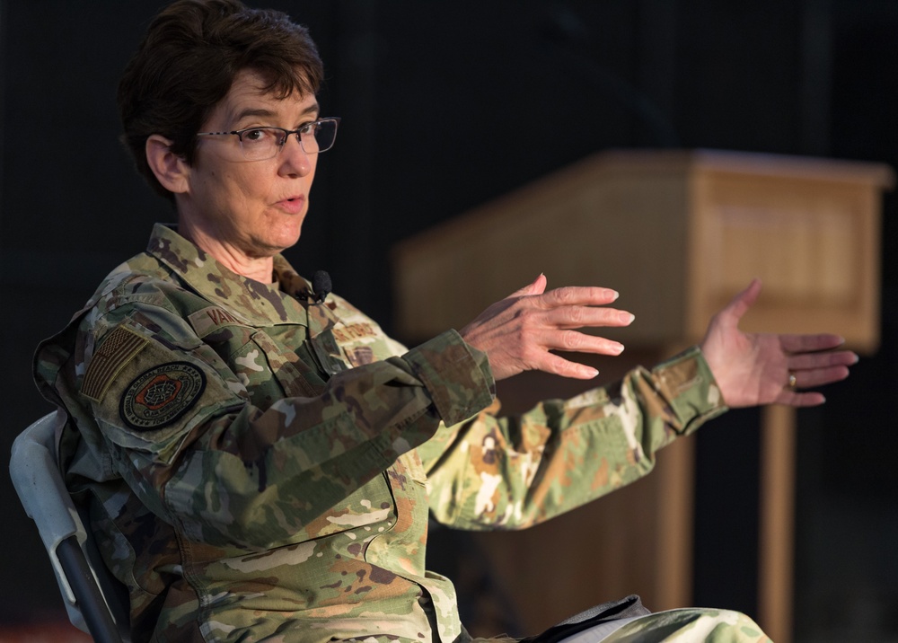 AMC commander addresses Dover AFB aircrew