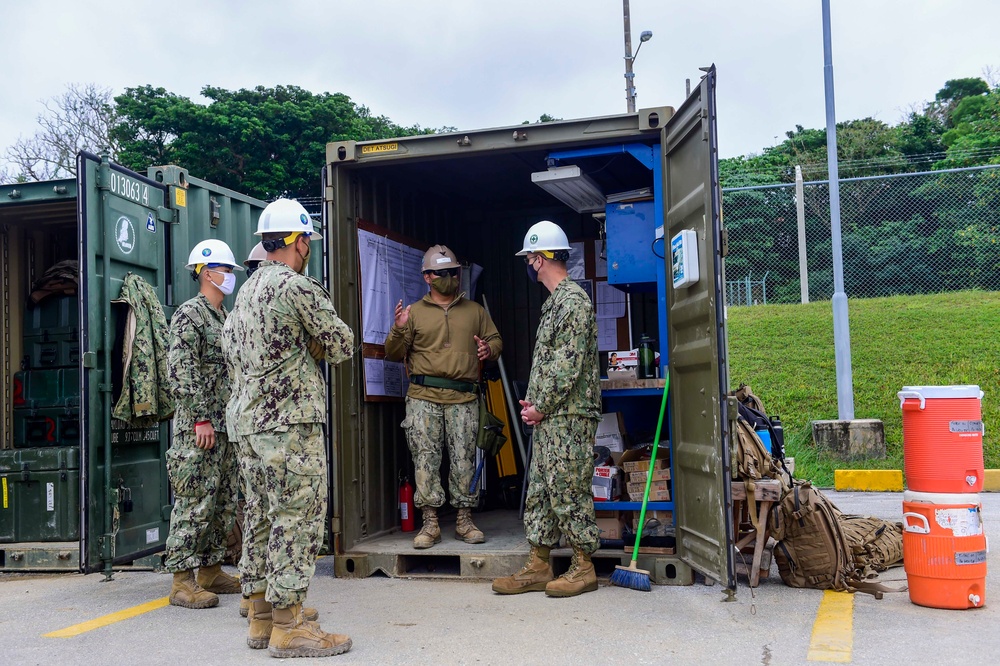 30NCR Commander Visits NMCB-3 Project Sites