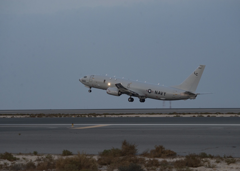 P-8A Takes Off in U.S. 5th Fleet