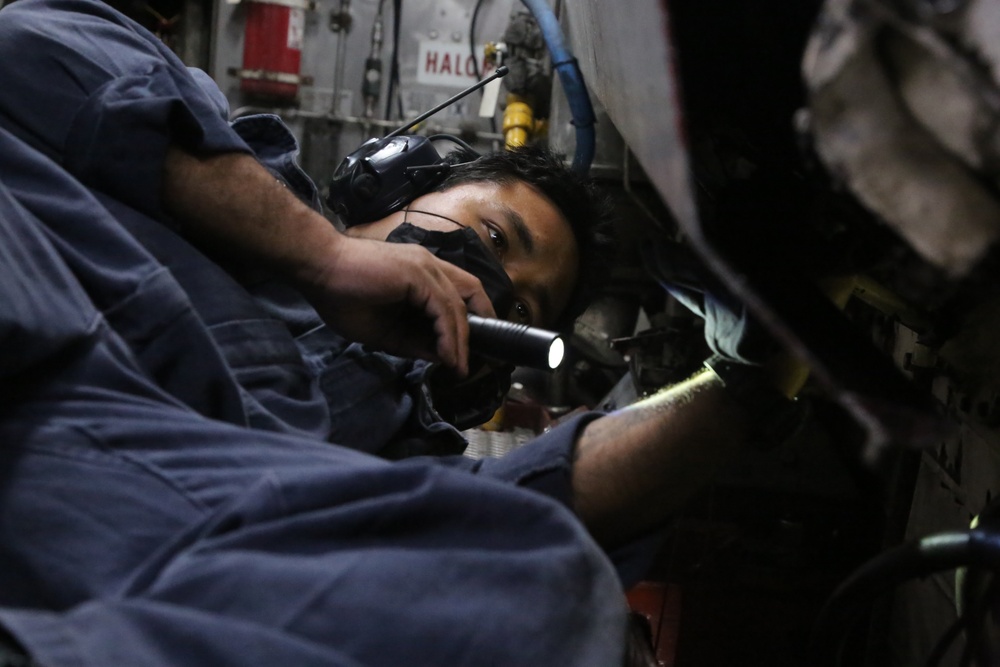 USS Tempest (PC-2) Underway to the Gulf of Oman