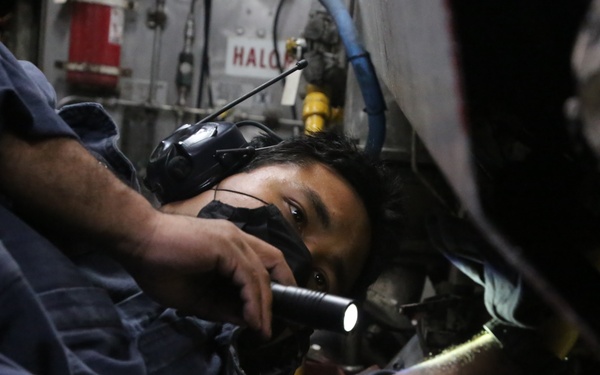 USS Tempest (PC-2) Underway to the Gulf of Oman
