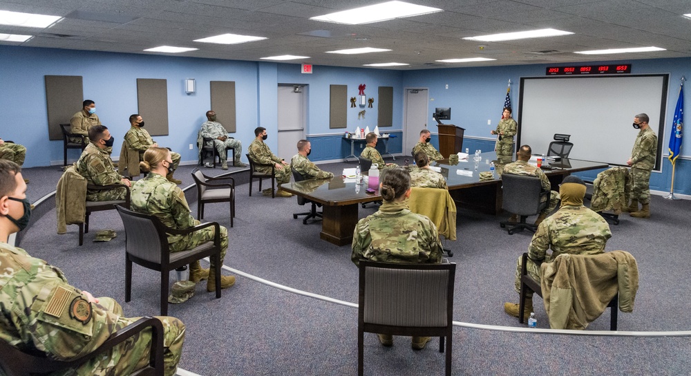 AMC commander visits 512th Airlift Wing Citizen Airmen
