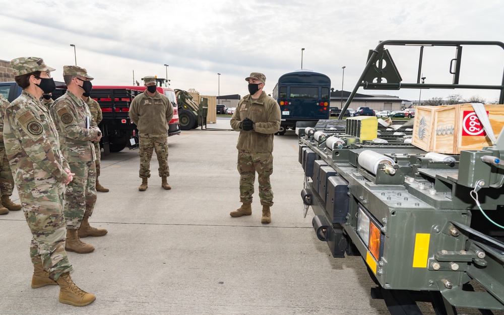 AMC commander visits Dover Super Port