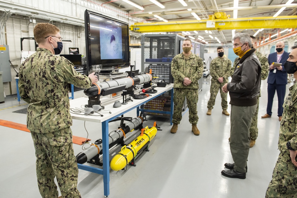 Secretary of the Navy Visits Unmanned Undersea Vehicle Squadron 1