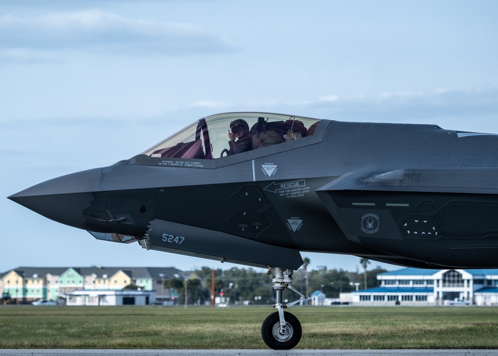 F-35 Demo Team wraps up 2020 at the Sun N' Fun Holiday Flying Festival