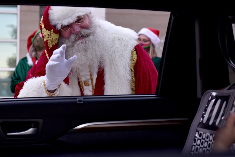 Goodfellow hosts virtual tree lighting