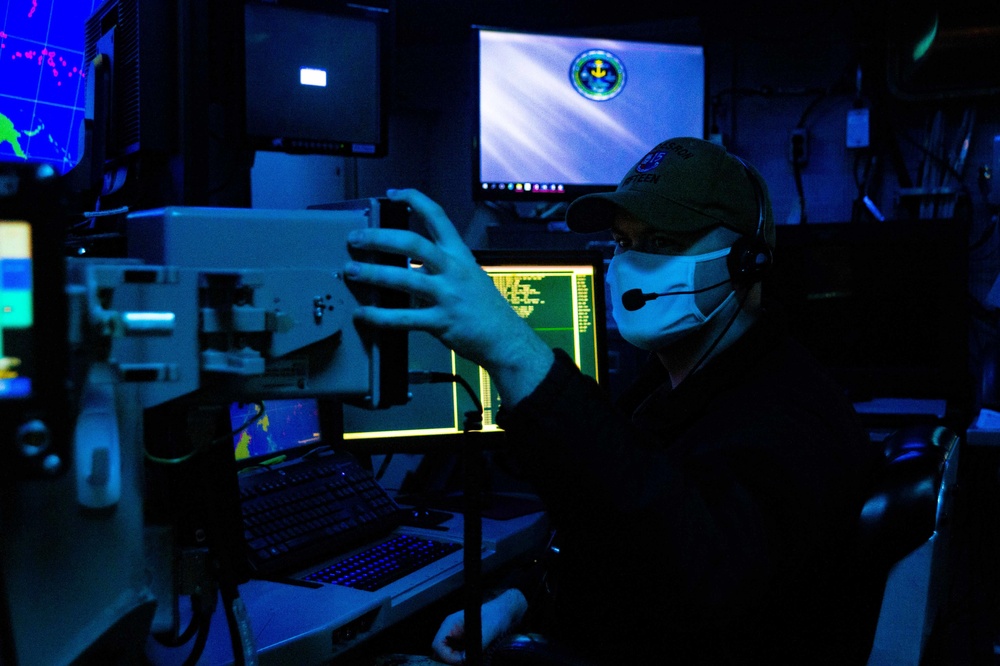 Royal Australian Navy, Royal Canadian Navy, and Royal Canadian Air Force Join U.S. Forces for Fleet Synthetic Training