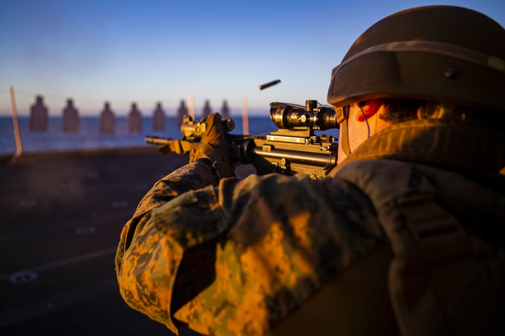 15th MEU Marines, Sailors participate in deck shoot aboard USS Makin Island