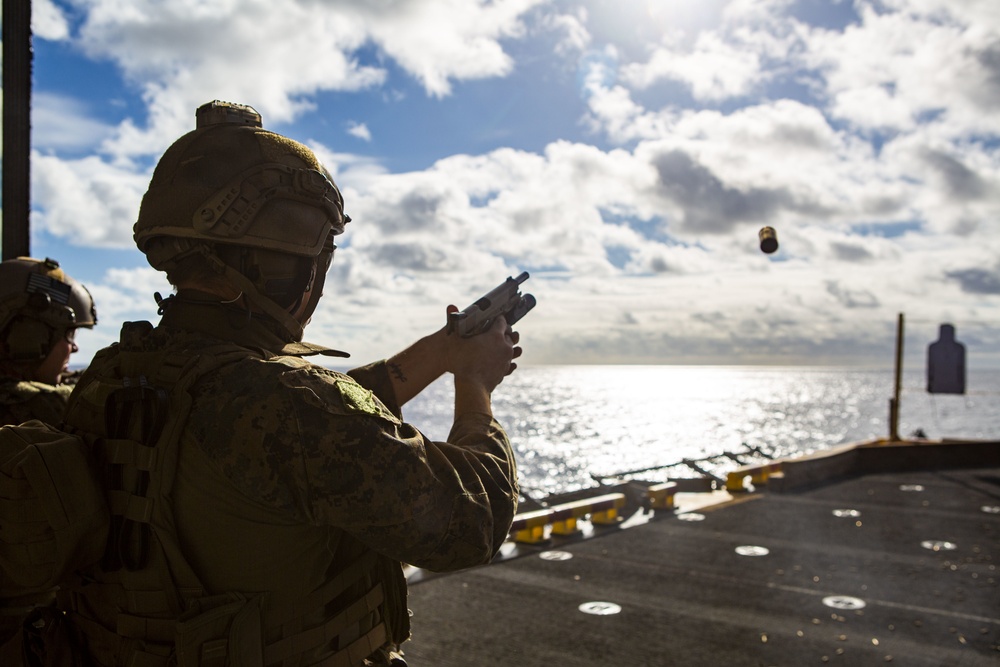 15th MEU Marines, Sailors participate in deck shoot aboard USS Makin Island