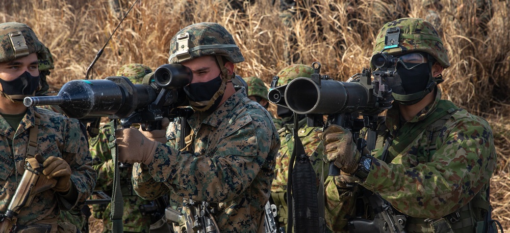 Marines with 3/8 and JGSDF examine each other’s weaponry