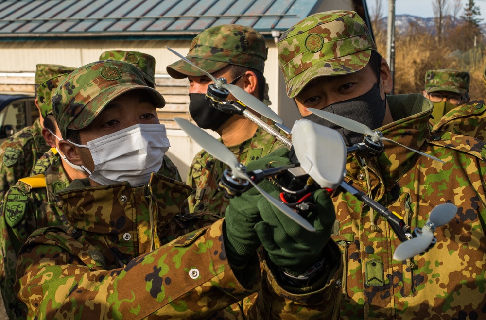 3/8 and JGSDF work together to command and control the troops of exercise Forest Light 21