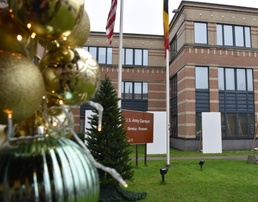 Cards across the Benelux, Brussels Site, 3 of 3