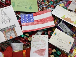 TSCHR Sailor Helps Spread Holiday Joy