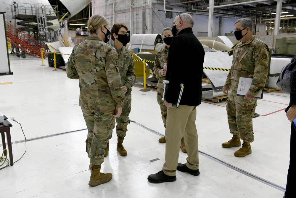 Gen. Jackie Van Ovost, AMC CC visit