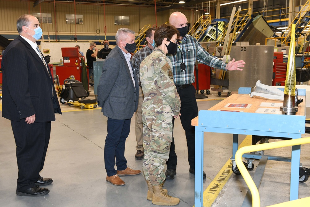 Gen. Jackie Van Ovost, AMC CC visit