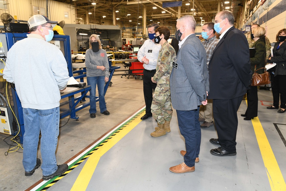 Gen. Jackie Van Ovost, AMC CC visit