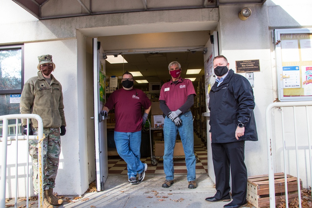 Fort Devens RFTA Hosts Food Drive