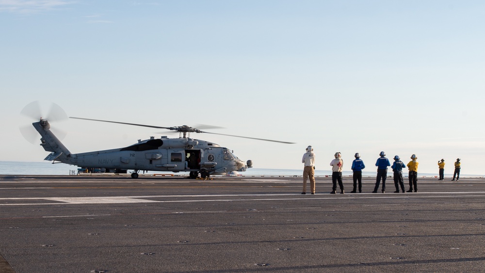 USS Carl Vinson helicopter operations