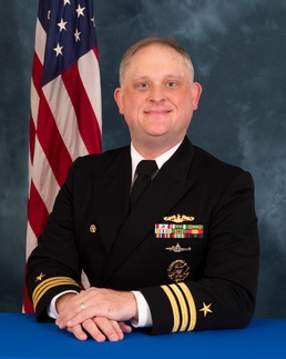 USS Maine Blue Crew Changes Command