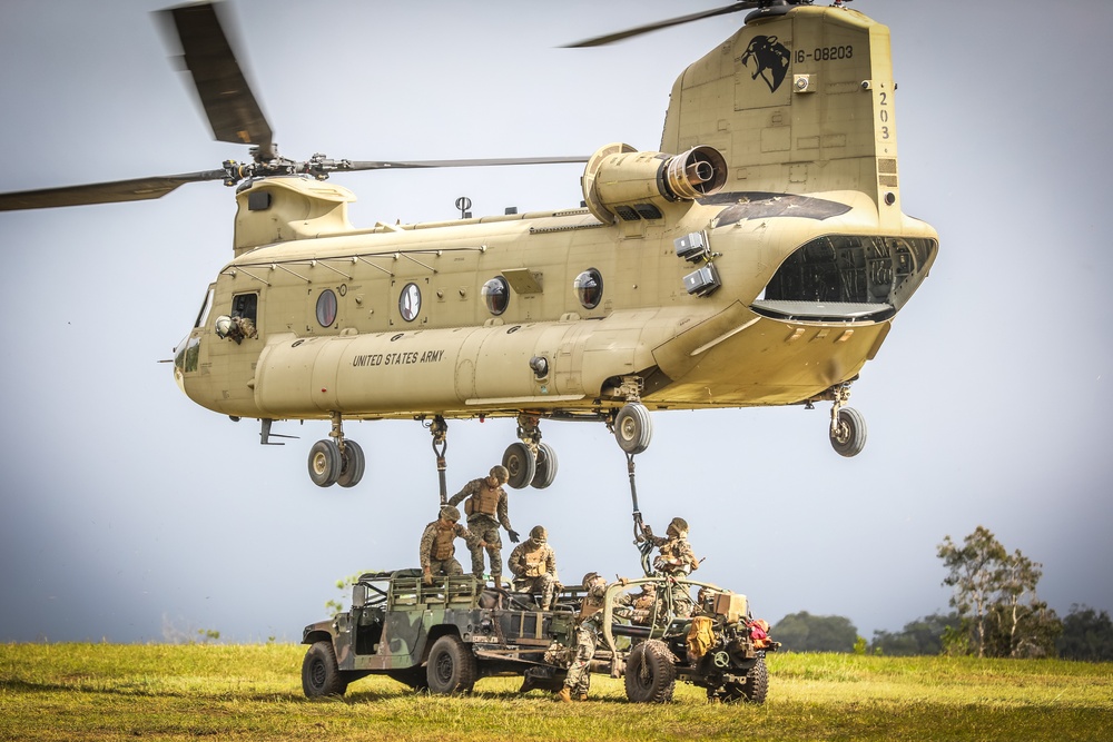 25th Infantry Division Artillery joint operation “WARDOG KILA” with Marines