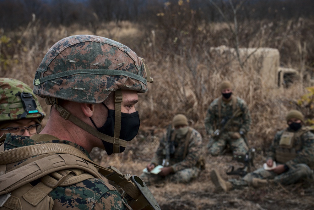 3/8, JGSDF 30th Infantry Regiment discuss combat leadership