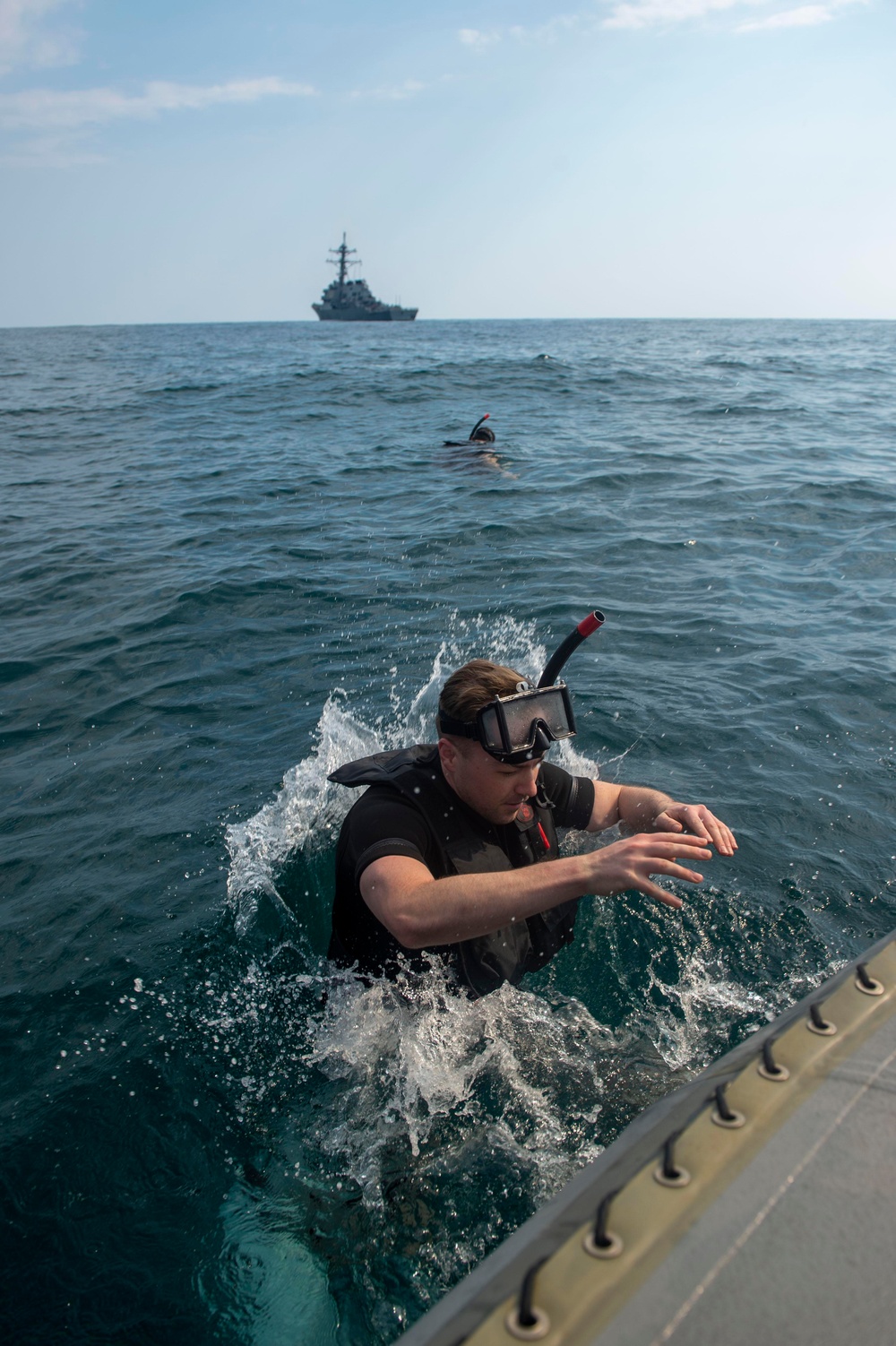 USS John Paul Jones Sailors Conduct Search and Rescue Swimmer Training