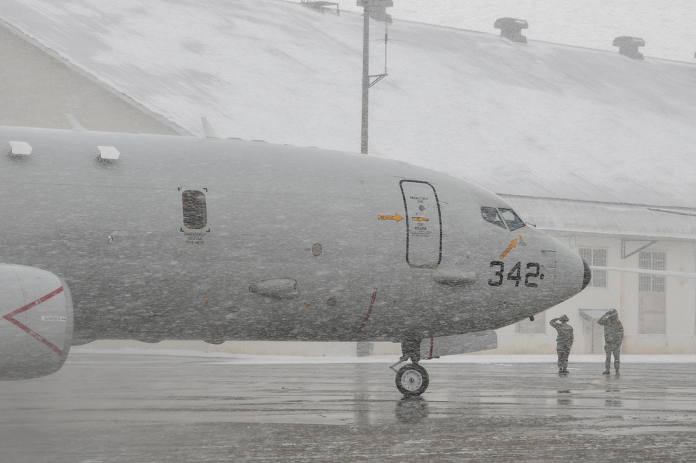 VP-8 Conducts Snow Flight Ops