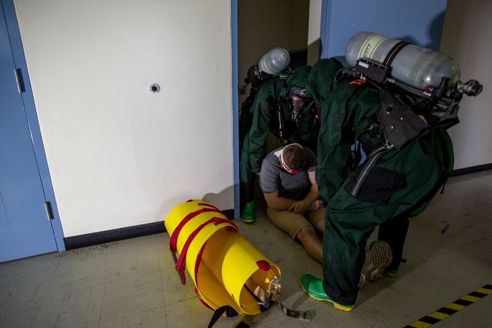 1st MAW CBRN Conducts Hazardous Environment Training