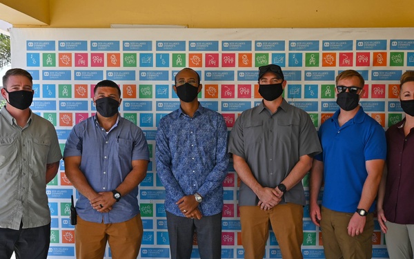 U.S. Army Soldiers visit E-learning Balbala Center