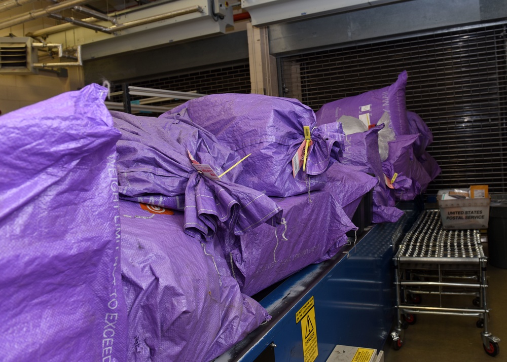 Post office delivers holiday joy this season Post office delivers holiday joy this season